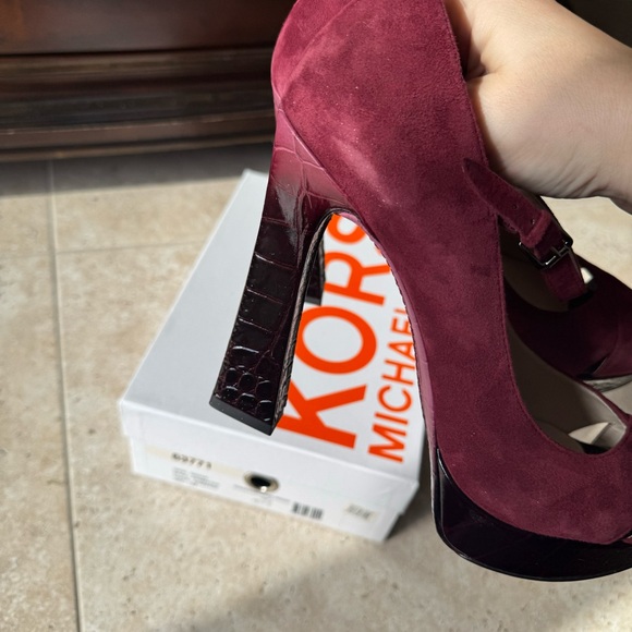 Michael Kors | Padova Platform Heels  Burgundy Suede Patent Size 10 New in Box!! - Picture 6 of 14
